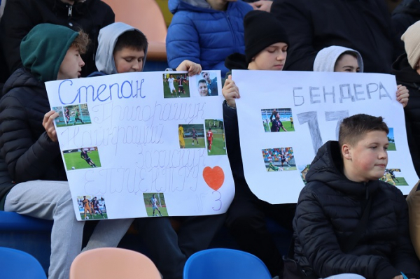 Металіст кваліфікувався в групу «Чемпіонська», ФК Кудрівка відстояла перше місце. Особи та цифри 17 туру першого етапу Першої ліги