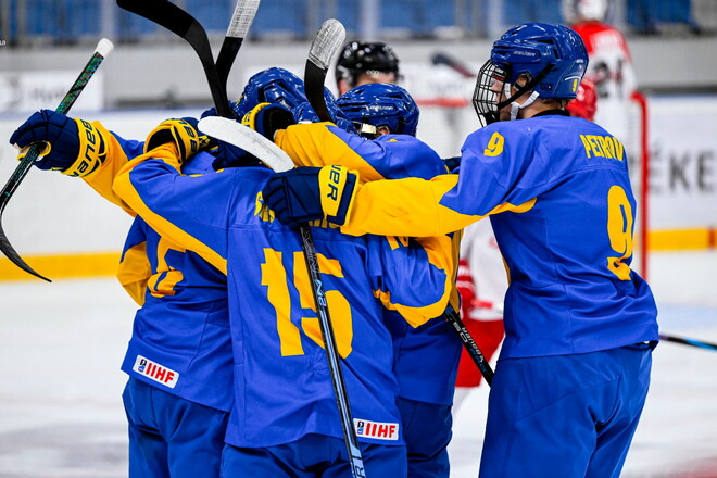 Збірна України обіграла Австрію у матчі ЧС з хокею U-18