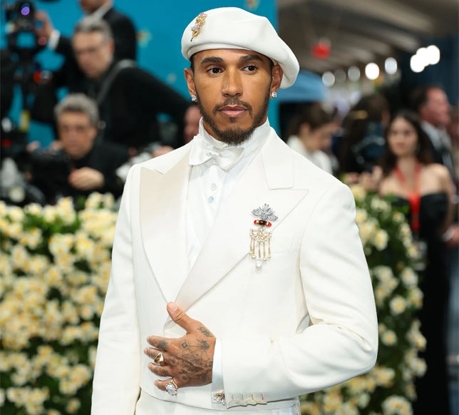 Льюис Хэмилтон принял участие в Met Gala