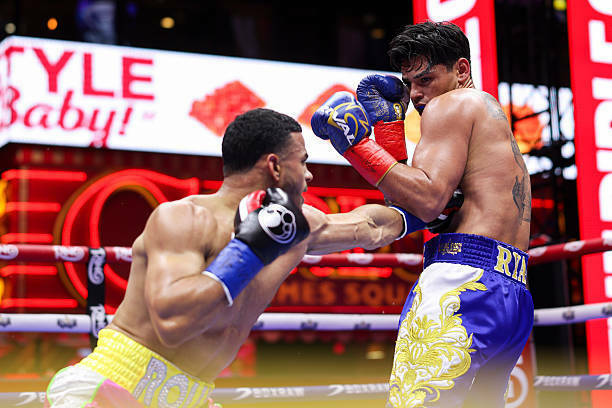 Апсет! Гарсія несподівано провалив бій з Ромеро в битві за пояс WBA