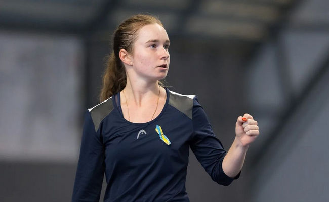 Екла (W50). Снігур за годину виграла чвертьфінальний поєдинок і боротиметься за другий фінал у сезоні
