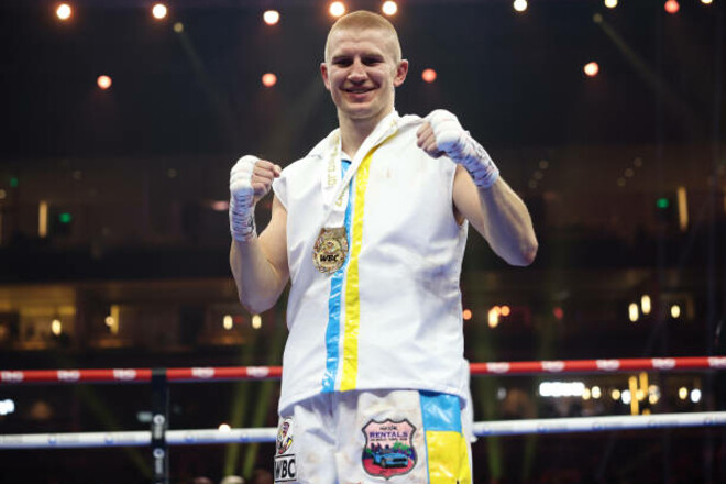 Відомий український боксер має намір відібрати титул чемпіона у росіянина