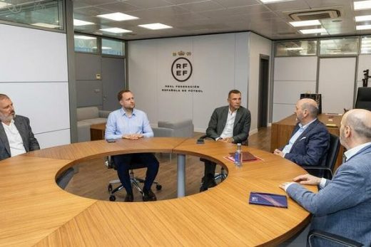 Андрій Шевченко укріплює співпрацю з Іспанією