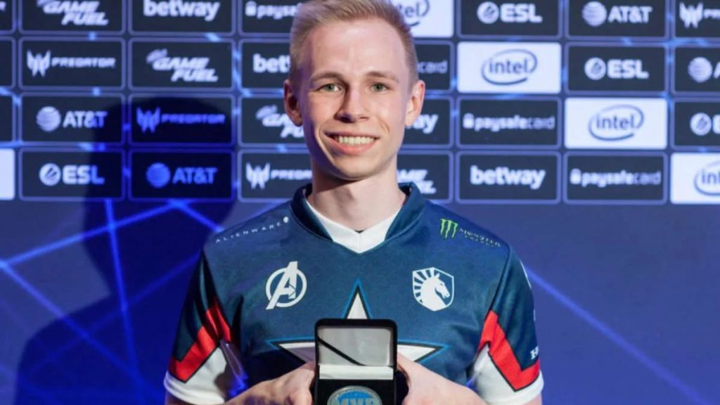 FaZe Clan відправила EliGE у запас по CS2