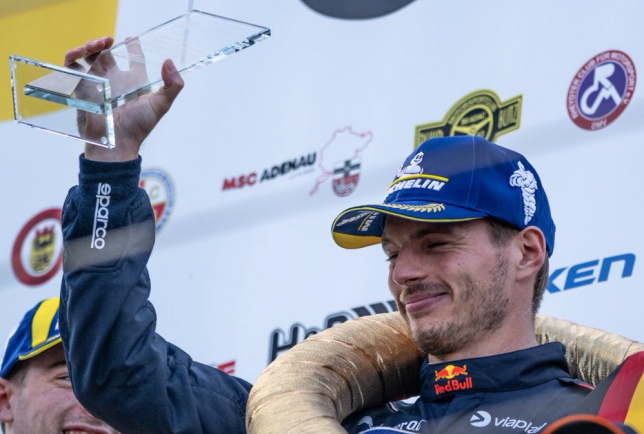 Ферстаппен – «Гонщик дня» после победы на Nordschleife