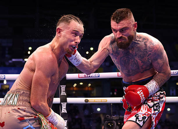 Крокер вирвав перемогу в Белфасті і завоював вакантний титул чемпіона світу