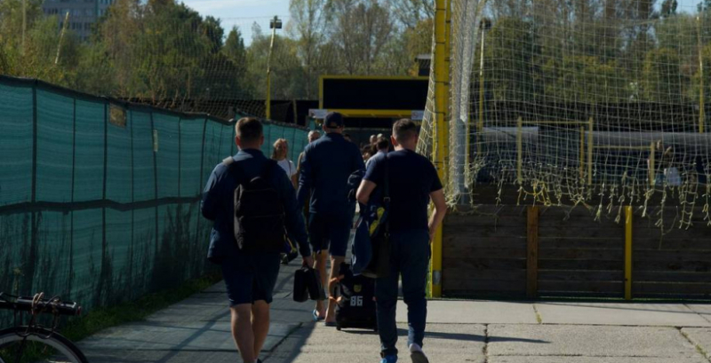 Матч Чернігів – Металіст не відбудеться – гості відмовилися виходити на гру через тривалу повітряну тривогу