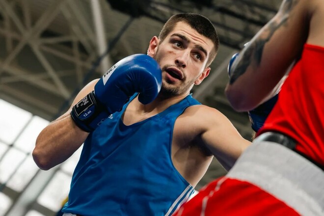 Українець Іллюша вирвав перемогу над іранцем на чемпіонаті світу в Англії
