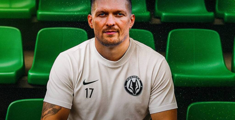 Усик: Канело сильніше б’є, але Кроуфорд розумніший