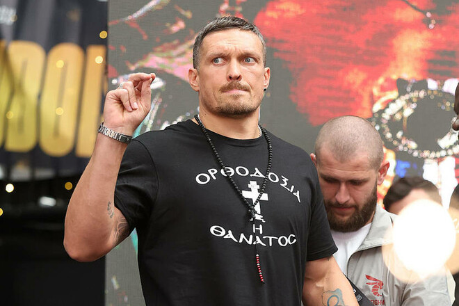 WBO ухвалила рішення щодо Усика. Стало відомо, що буде з титулом
