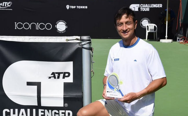 ATP Challenger Tour. Хоїнський виграв четвертий титул у сезоні, тенісист із восьмої сотні рейтингу став чемпіоном у США