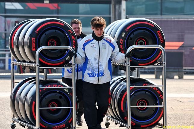 В Pirelli планируют изменить самый мягкий состав С6