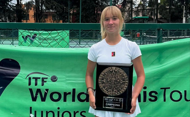 Метепек (ITF Juniors). Бєлінська продовжила свою переможну серію, оформивши чемпіонський дубль