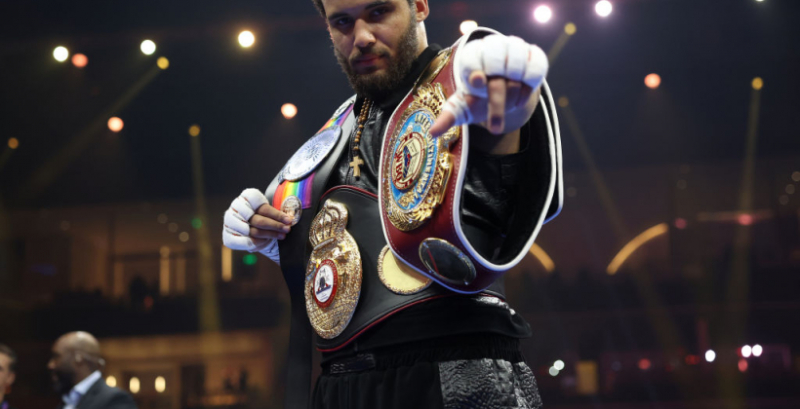 WBA призначила Ітаумі поєдинок із Пулевим