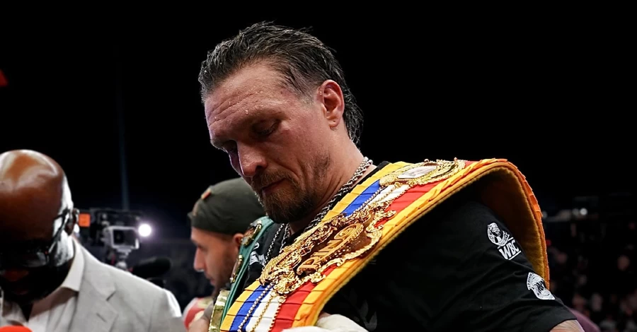 Усик відмовився від чемпіонських поясів: хто став чемпіоном і що буде далі