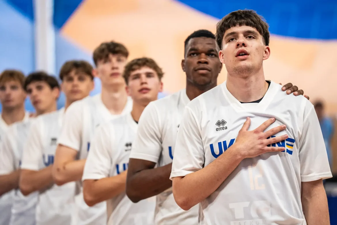 Україна — Люксембург на Євробаскеті U-20: час початку, де дивитися трансляцію, результати команд у групі B та що вирішує заключний матч групового етапу 15 липня 2026 року. Усі головні деталі гри.