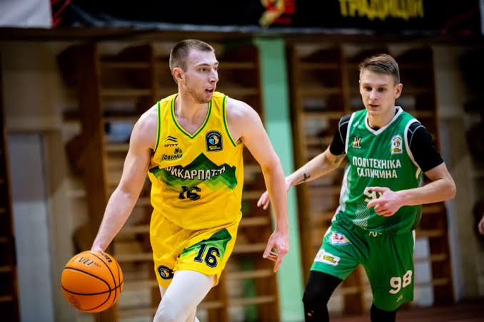 Офіційно: капітан «Прикарпаття-Говерли» Старцев залишився в Івано-Франківську